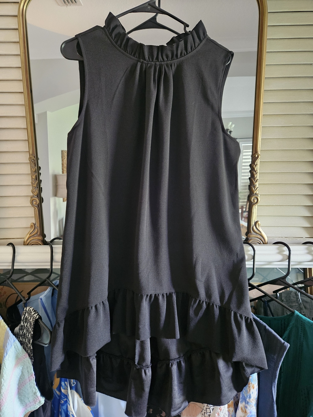 Lane Bryant Black Ruffle Mock Neck High-Low Sleeveless Blouse 14/16